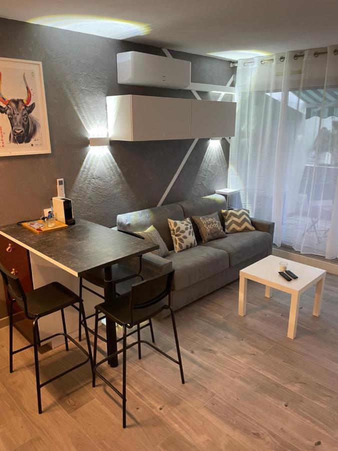 Superbe Studio, Terrasse, Piscine, Parking Le Grau-du-Roi Eksteriør bilde